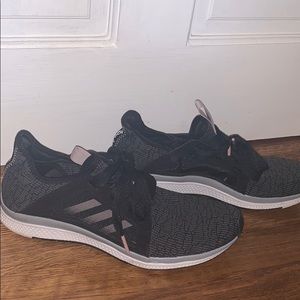 Adidas bounce edge lux shoes